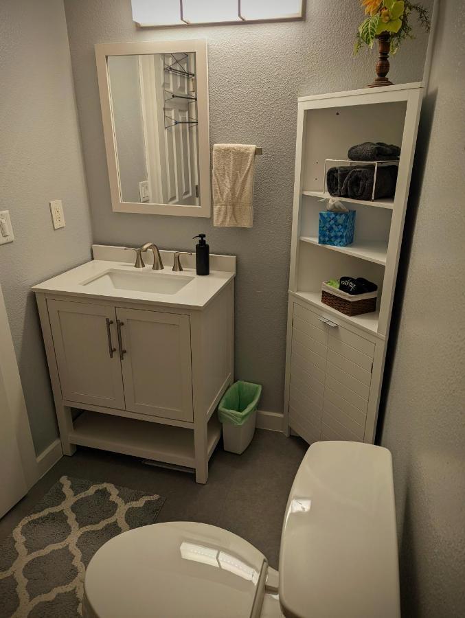 Golden Gate Getaway Apartment Fircrest Екстериор снимка